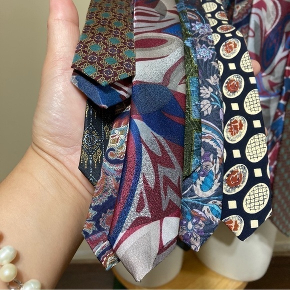 CHRISTIAN DIOR, OSCAR DE LA RENTA, Brioni, Ermenegildo Zegna lot of 8 Neckties - Picture 13 of 17